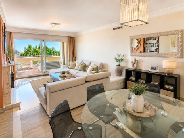 Huoneisto, Sierra Blanca, R5394382