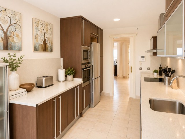 Huoneisto, Sierra Blanca, R5394382