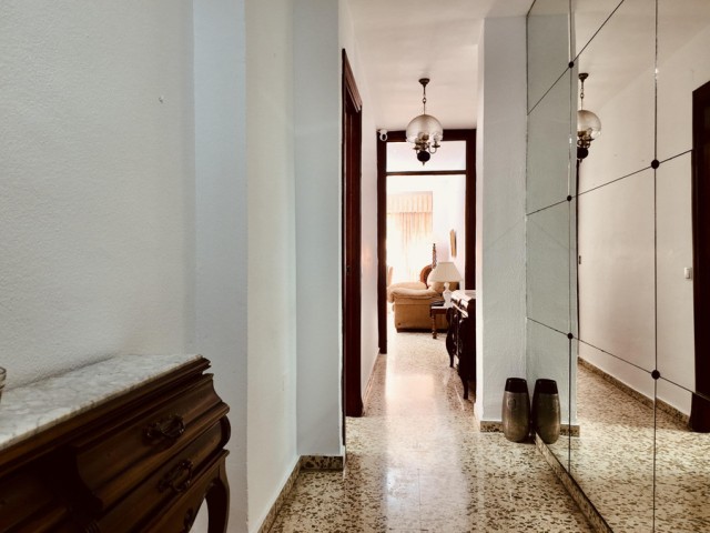 Appartement avec 4 Chambres  à Málaga