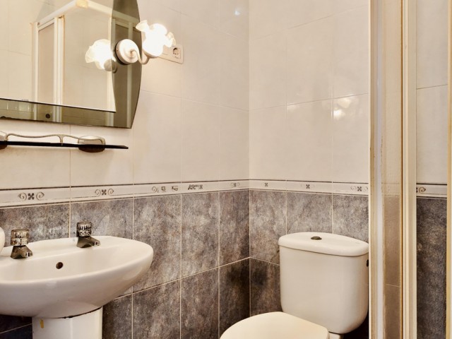 Appartement avec 4 Chambres  à Málaga