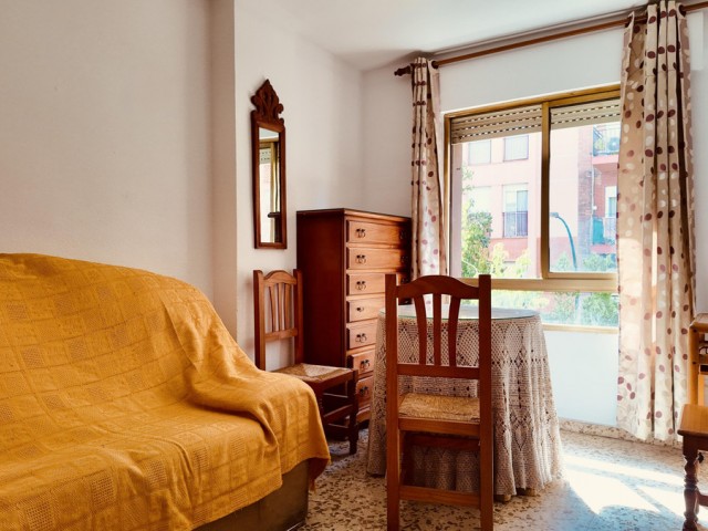 Appartement avec 4 Chambres  à Málaga