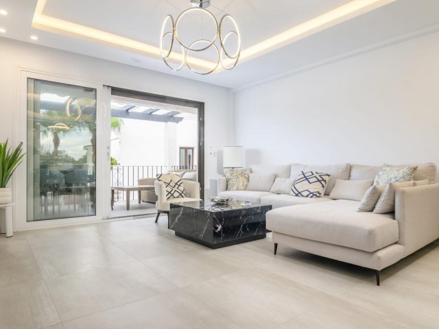 3 Schlafzimmer Apartment in Puerto Banús
