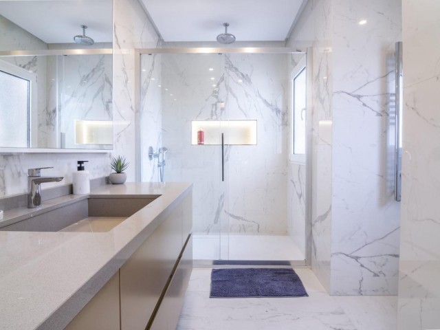 3 Schlafzimmer Apartment in Puerto Banús
