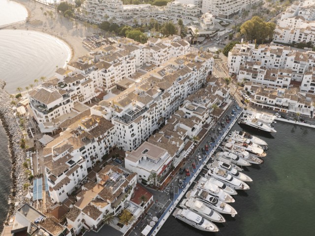 3 Schlafzimmer Apartment in Puerto Banús