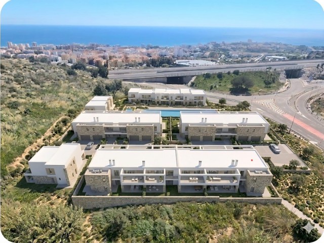 Plot, Benalmadena