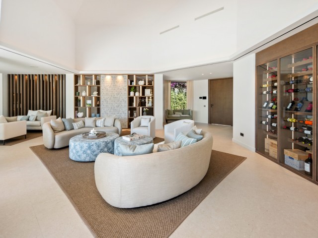 Villa con 6 Dormitorios  en Benahavís
