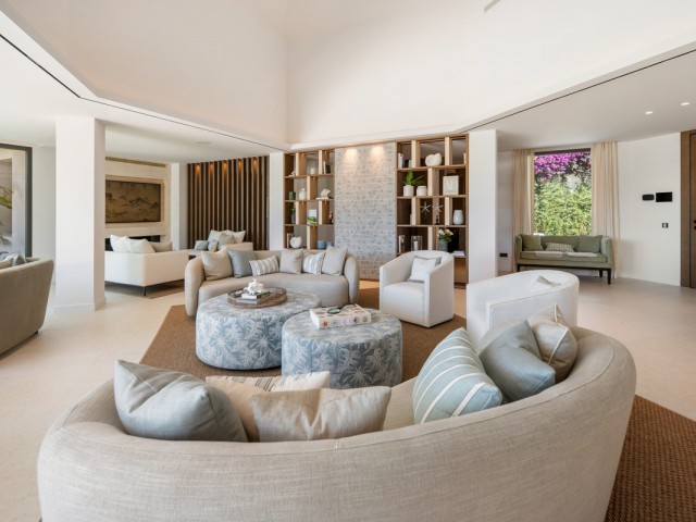Villa con 6 Dormitorios  en Benahavís