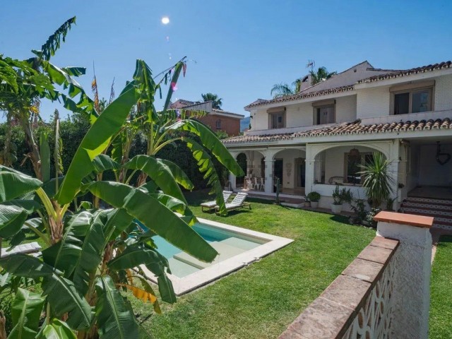 4 Schlafzimmer Villa in Torremolinos