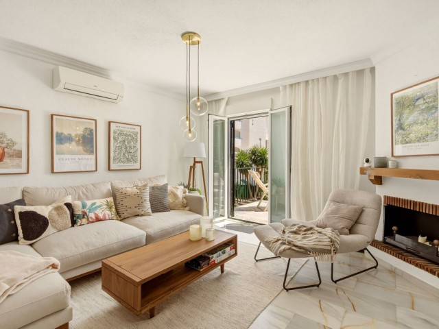 5 Bedrooms Townhouse in Torremolinos