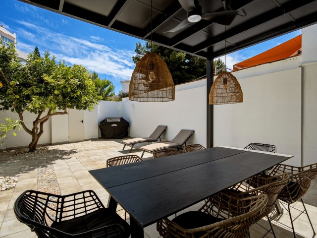 5 Bedrooms Townhouse in Torremolinos