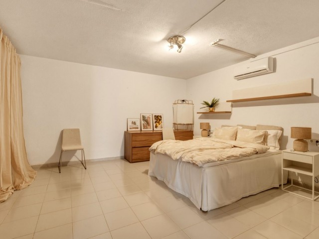 5 Bedrooms Townhouse in Torremolinos