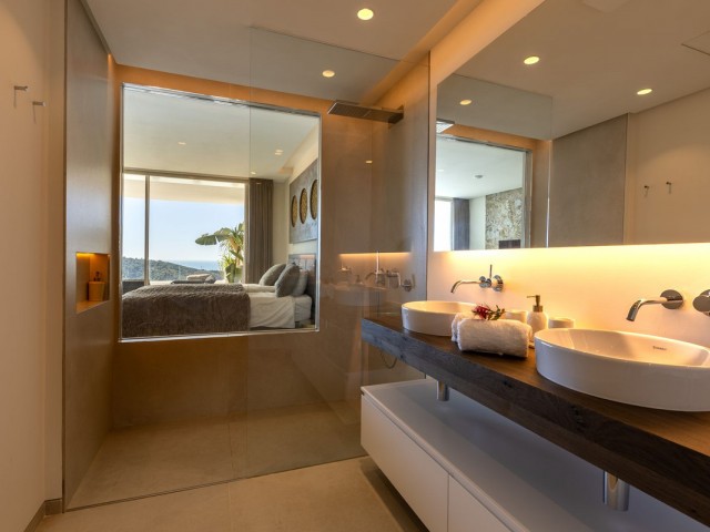 3 Bedrooms Apartment in Marbella