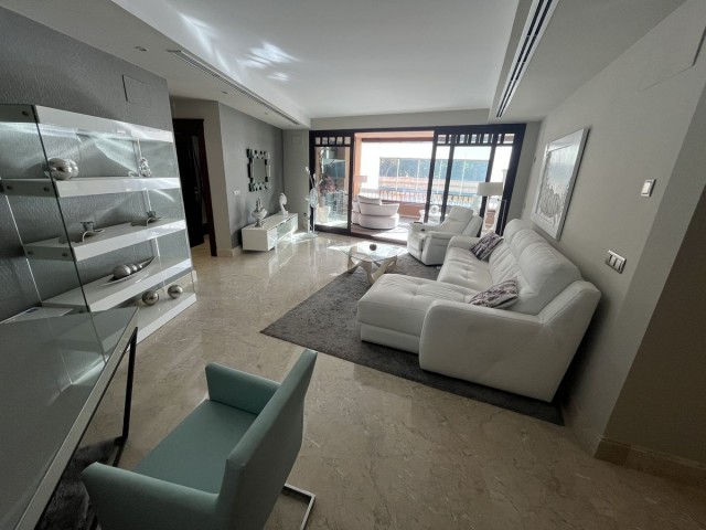 3 Bedrooms Apartment in Marbella