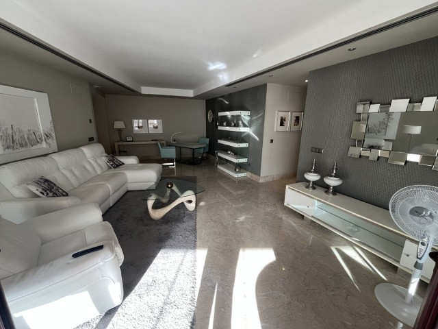 3 Bedrooms Apartment in Marbella