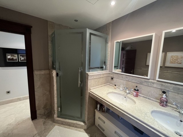 3 Bedrooms Apartment in Marbella