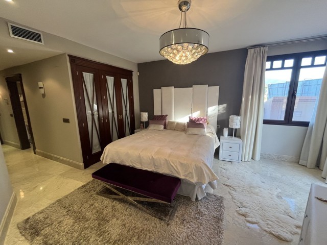 3 Bedrooms Apartment in Marbella