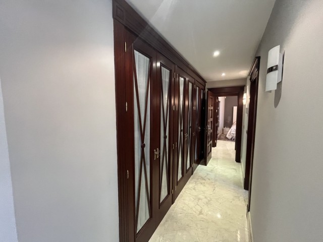 3 Bedrooms Apartment in Marbella
