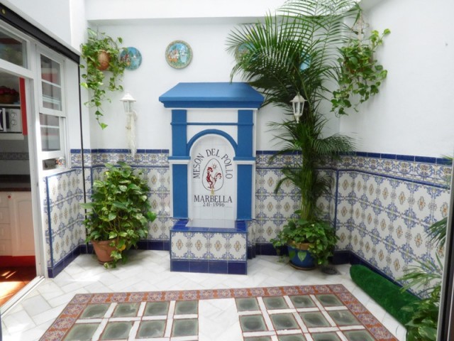 6 Bedrooms Townhouse in Marbella