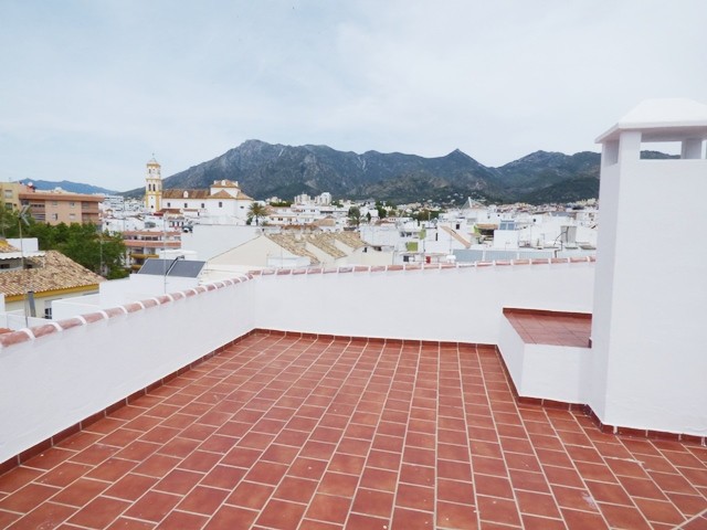6 Bedrooms Townhouse in Marbella
