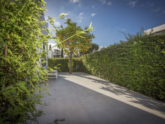 4 Schlafzimmer Reihenhaus in Nueva Andalucía