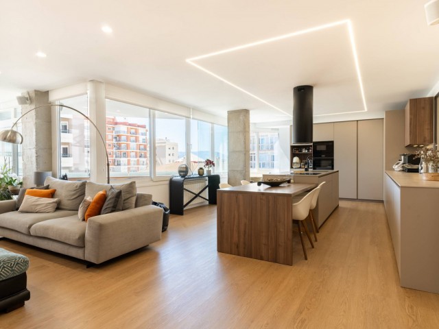 4 Schlafzimmer Apartment in Málaga Centro