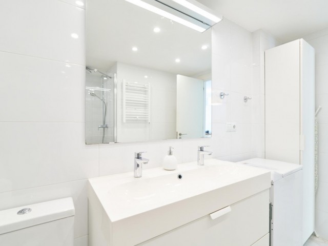 2 Bedrooms Apartment in Marbella
