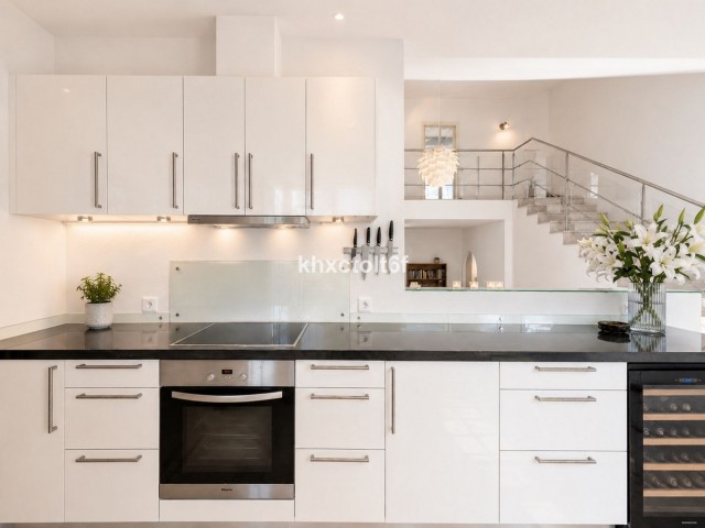 3 Bedrooms Townhouse in Marbella