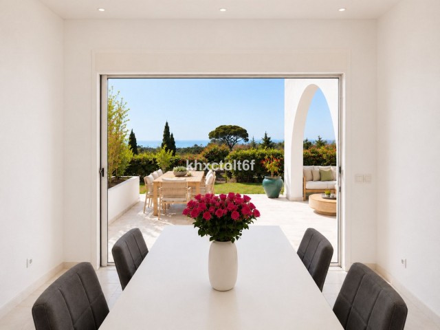 3 Bedrooms Townhouse in Marbella