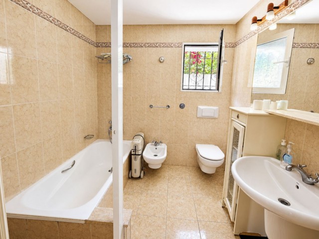 Villa avec 3 Chambres  à La Duquesa