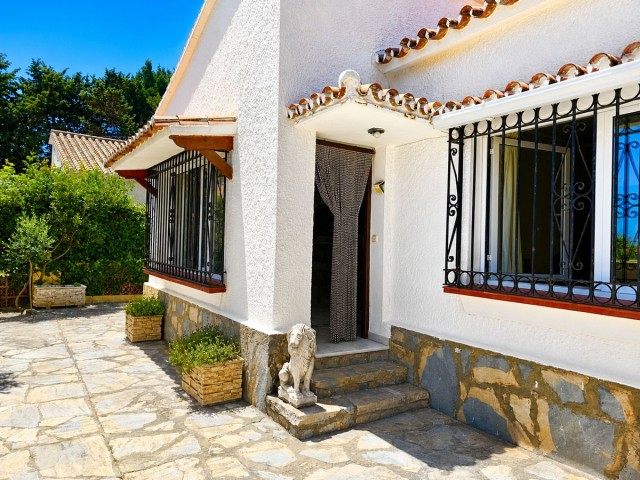 Villa avec 3 Chambres  à La Duquesa