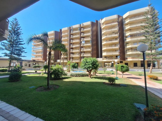2 Bedrooms Apartment in Fuengirola