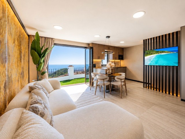 2 Bedrooms Apartment in Mijas