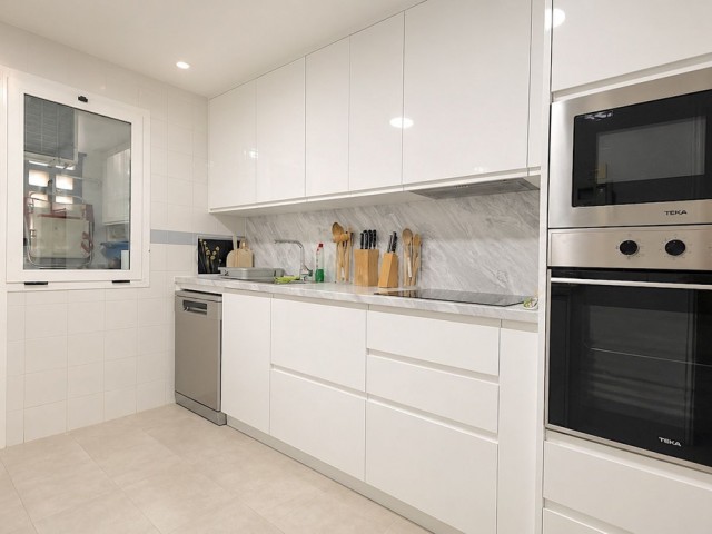 Apartamento con 2 Dormitorios  en San Pedro de Alcántara