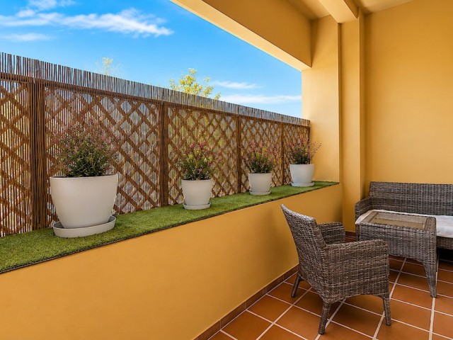 Apartamento con 2 Dormitorios  en San Pedro de Alcántara