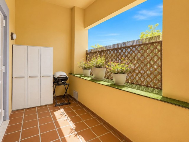 Apartamento con 2 Dormitorios  en San Pedro de Alcántara