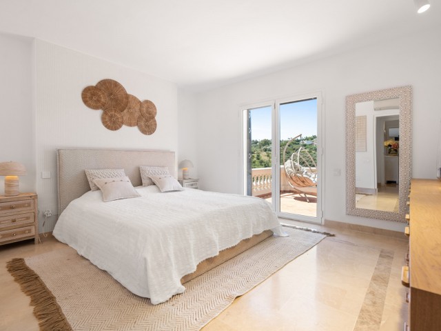 4 Makuuhuoneen Huvila Sotogrande Alto
