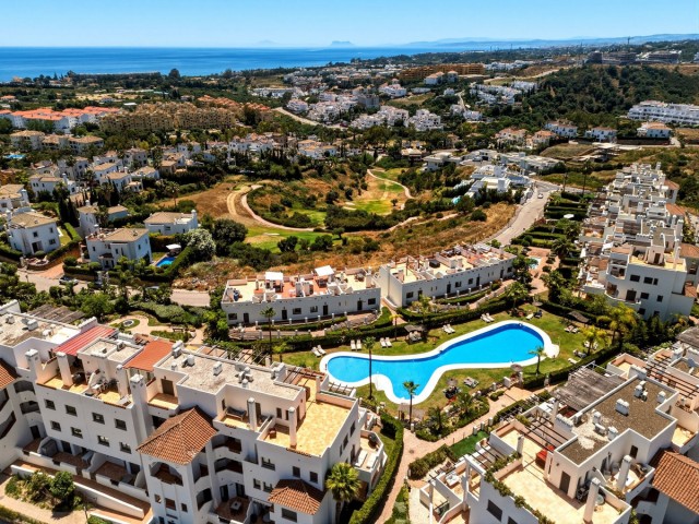 Maison mitoyenne avec 3 Chambres  à Estepona