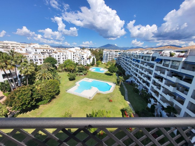 4 Schlafzimmer Apartment in Puerto Banús