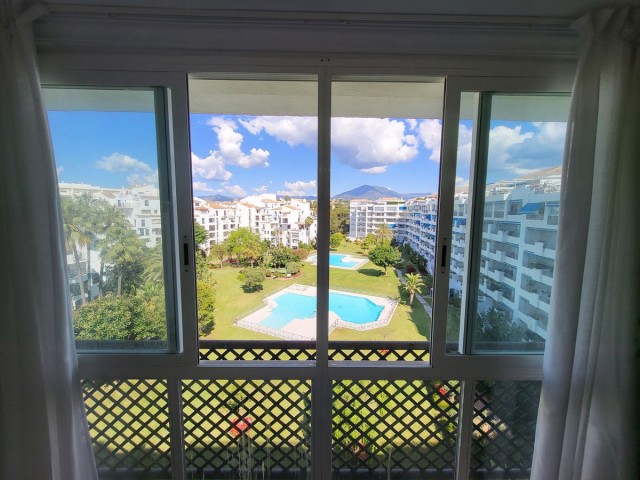 4 Schlafzimmer Apartment in Puerto Banús