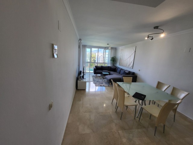4 Schlafzimmer Apartment in Puerto Banús