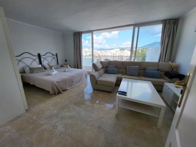 4 Schlafzimmer Apartment in Puerto Banús