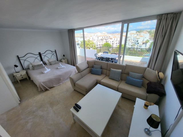 4 Schlafzimmer Apartment in Puerto Banús