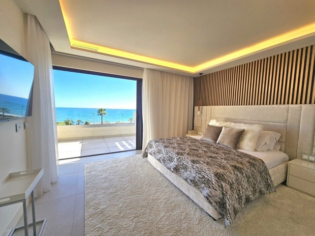 4 Bedrooms Townhouse in New Golden Mile