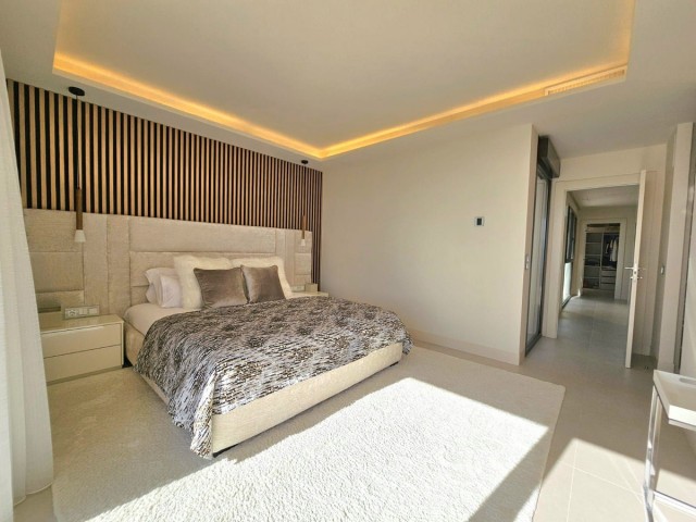 4 Bedrooms Townhouse in New Golden Mile