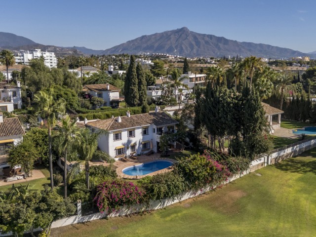 Villa, Guadalmina Alta