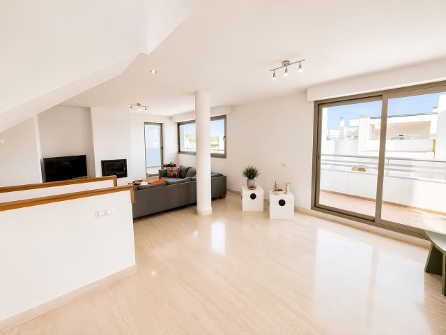 5 Bedrooms Apartment in La Cala de Mijas