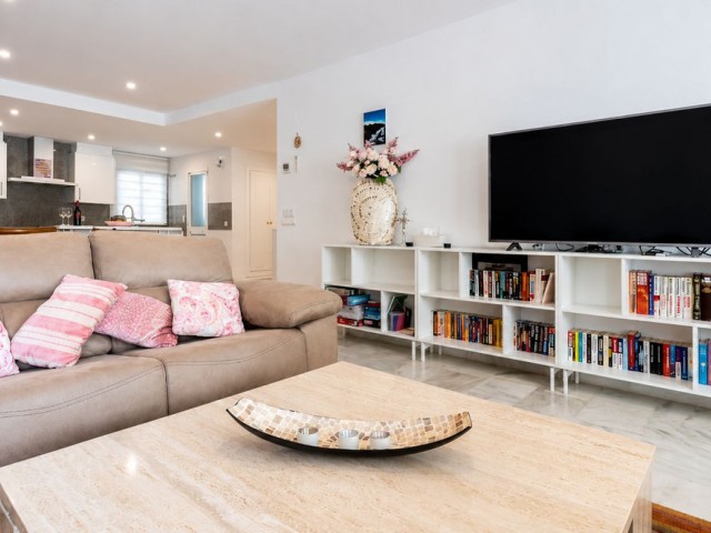 4 Schlafzimmer Apartment in Elviria