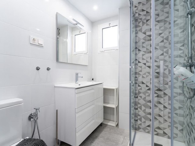 Apartamento con 3 Dormitorios  en Fuengirola