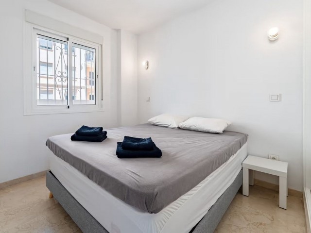 Apartamento con 3 Dormitorios  en Fuengirola