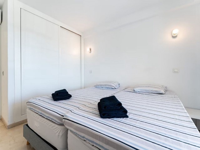 Apartamento con 3 Dormitorios  en Fuengirola